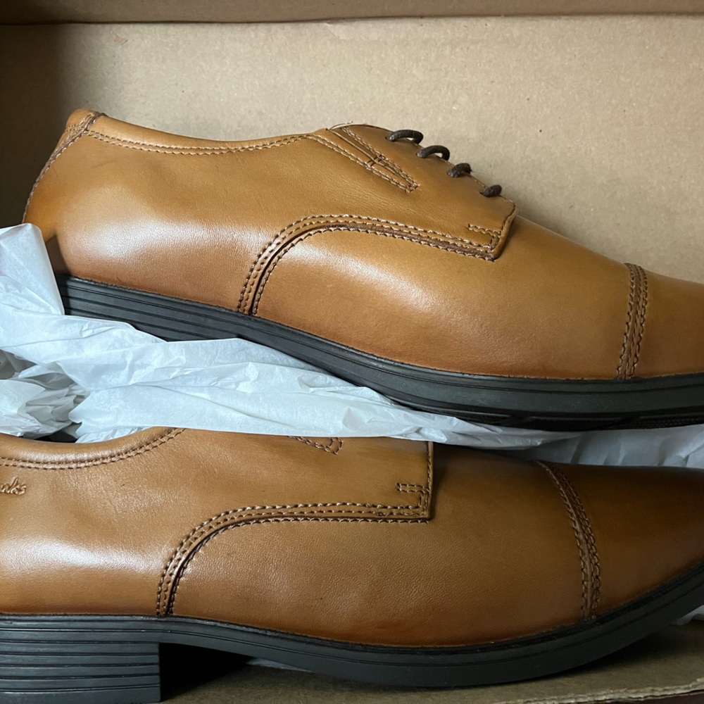 Men’s Clark’s dress shoes